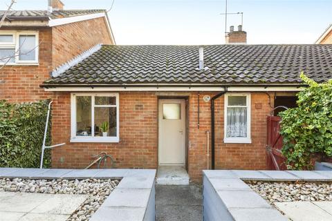 1 bedroom semi-detached bungalow for sale