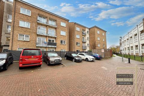 Convent Way, SOUTHALL UB2 2 bed flat for sale