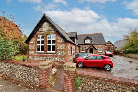 Flint Halls, Old Town, East Sussex, BN21 1 bed flat for sale