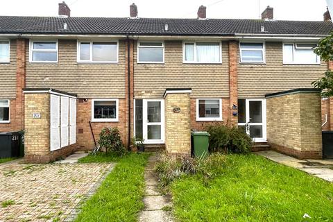 Percival Road, Hampden Park, Eastbourne 3 bed terraced house for sale