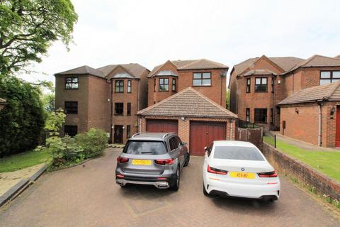 High Park Crescent, Sedgley DY3 5 bed detached house for sale