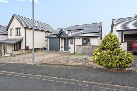 17 Cumberland Drive, Kendal, Cumbria... 4 bed detached house for sale