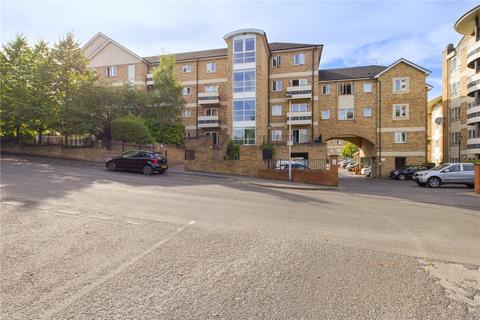 Branagh Court, Reading, Berkshire, RG30 2 bed apartment for sale
