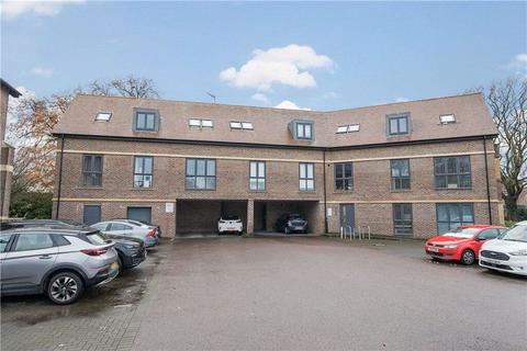 Frances Drive, Dunstable 2 bed apartment for sale