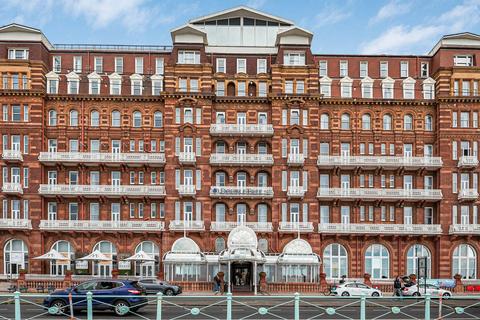 10A Metropole Court, Kings Road... 3 bed flat for sale