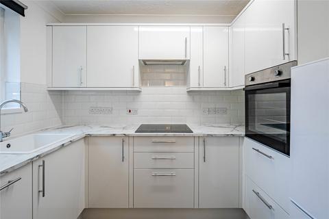 Leighton Buzzard LU7 2 bed apartment for sale