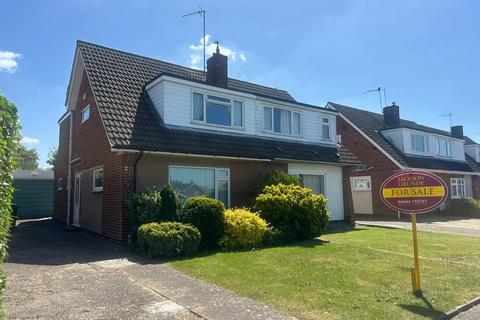 Ryeland Road, Duston, Northampton, ... 3 bed semi