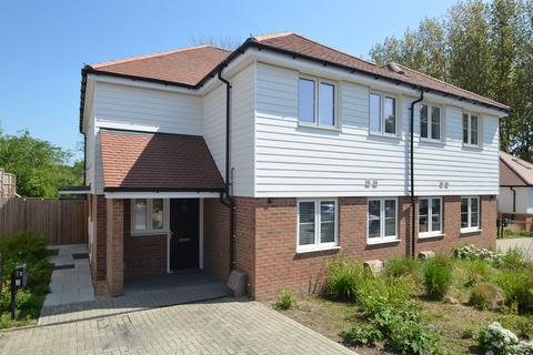 Ground floor apartment with PRIVATE... 2 bed flat for sale