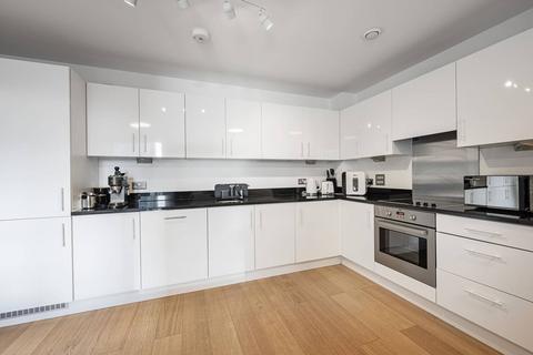 City Road, Clerkenwell, London, EC1V 2 bed flat for sale