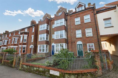 Cromer Road, Sheringham 3 bed terraced house for sale