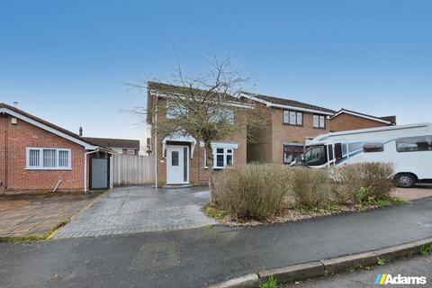 Betchworth Crescent, Beechwood 3 bed detached house for sale