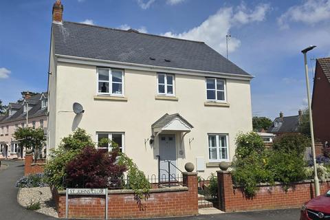 St. Johns Close, Tiverton EX16 4 bed semi