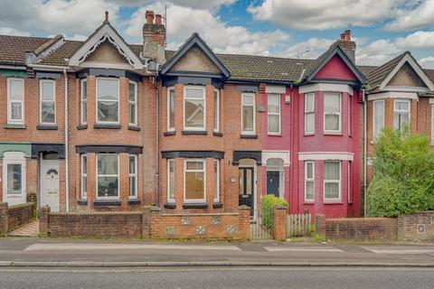 Romsey Road, Southampton, Hampshire 3 bed terraced house for sale