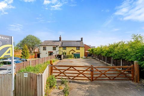 Lunts Heath Road, Widnes WA8 3 bed semi