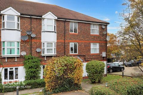 Fiveacre Close, Thornton Heath 2 bed flat for sale