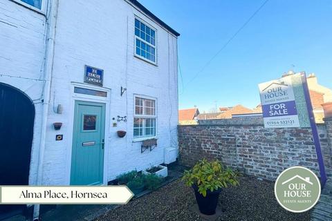 Back Southgate, Hornsea 2 bed house for sale