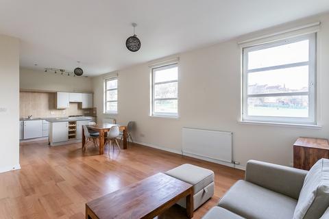 Peel Street, Partick, Glasgow, G11 3 bed flat for sale