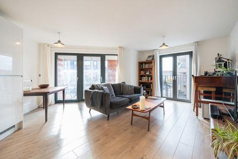 Akerman Road, London 1 bed apartment for sale