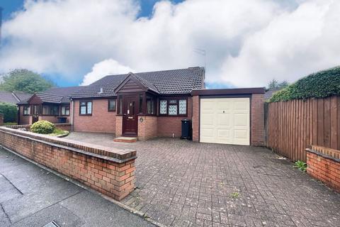 Lynbrook Close, Dudley DY2 2 bed detached house for sale