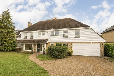 Woodend Park, Cobham KT11 5 bed detached house for sale