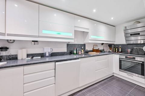 Greenland Mews, Deptford, SE8 1 bed terraced house for sale