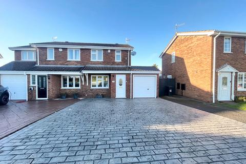 Brompton Drive, Brierley Hill DY5 2 bed semi