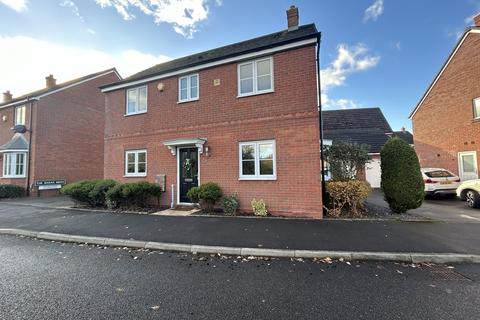 Farndon Avenue, Birmingham B37 3 bed detached house for sale