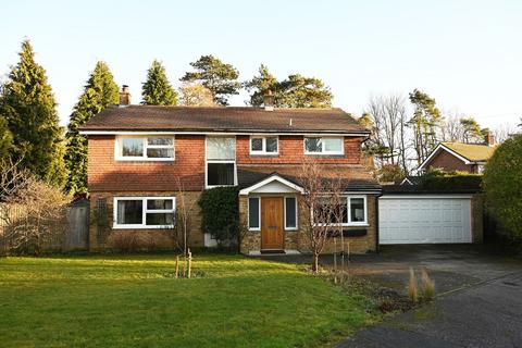 Dene Way, Speldhurst TN3 4 bed detached house for sale