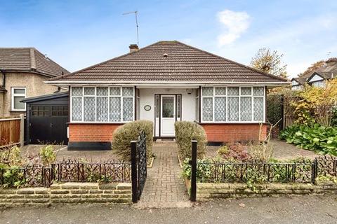 Heming Road, Edgware 3 bed bungalow for sale