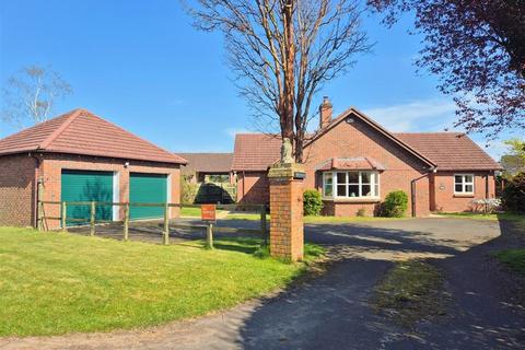 Three Owls, North Road, Kingsland... 3 bed detached bungalow for sale