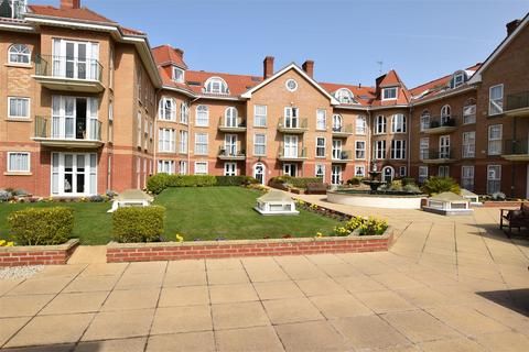 Colne Road, Cromer 1 bed apartment for sale