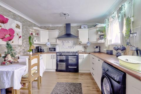 Thistle Rise, Coulby Newham, TS8 3 bed terraced house for sale