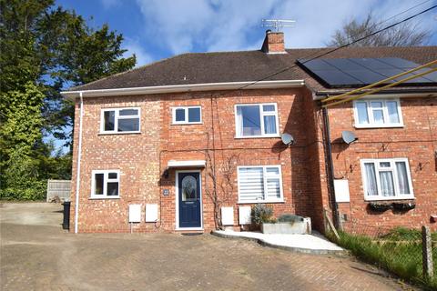 Edward Road, Alton, Hampshire, GU34 3 bed terraced house for sale