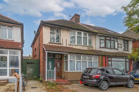 North Circular Road, Neasden, London... 1 bed flat for sale