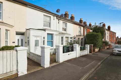 Arctic Road, Cowes PO31 3 bed terraced house for sale