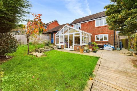 Sundew Road, Broadstone, Dorset, BH18 3 bed detached house for sale