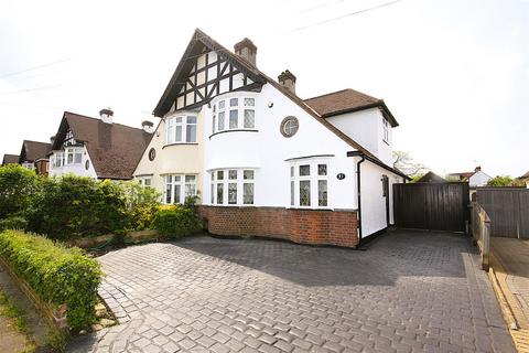 Brookmead Avenue, Bromley 3 bed semi