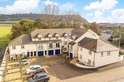 Fleet Court, Seaton, Devon, EX12 2 bed apartment for sale