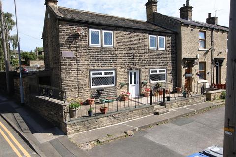 Moorside Road, Eccleshill, Bradford 3 bed cottage for sale