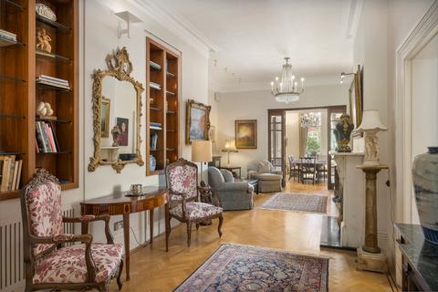 Queen'S Gate South Kensington SW7 3 bed flat for sale