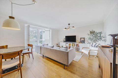 Beulah Hill, London 2 bed apartment for sale