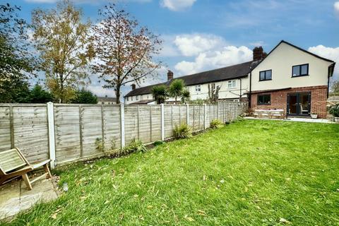 Drub Lane, Drub, Gomersal, BD19 3 bed end of terrace house for sale