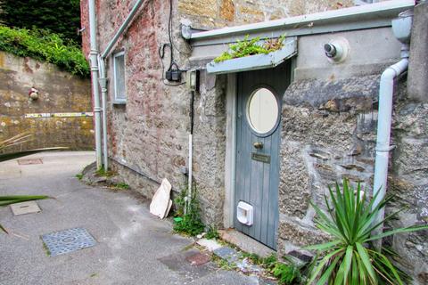 Elms Close Terrace, Penzance TR18 2 bed end of terrace house for sale