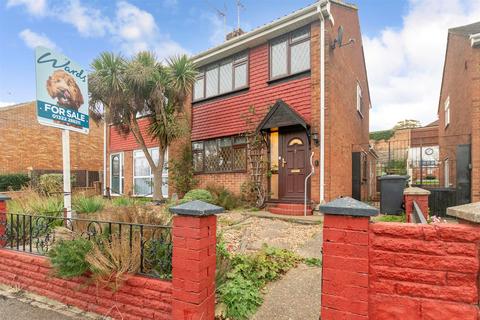 Station Road, Greenhithe, Kent 3 bed semi