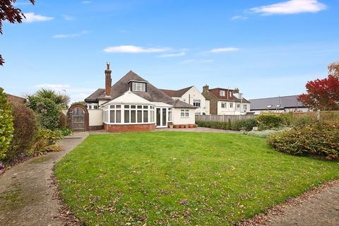 Century Road, Rainham 5 bed bungalow for sale