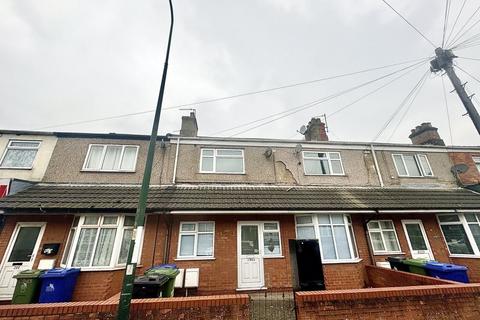 HENEAGE ROAD, GRIMSBY 2 bed flat for sale