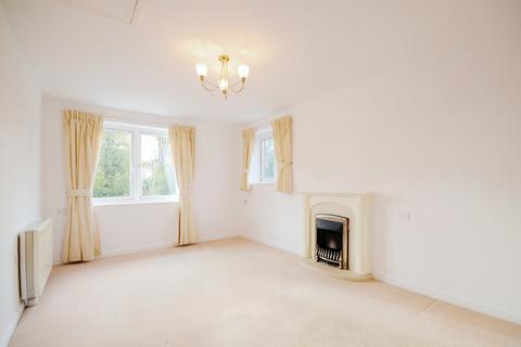 Nanterre Court, Cassiobury WD17 1 bed apartment for sale