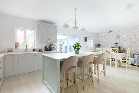 Lancaster Close, Hamstreet 4 bed detached house for sale