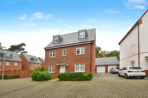 Iris Close, Colchester, Essex, CO4 5 bed detached house for sale