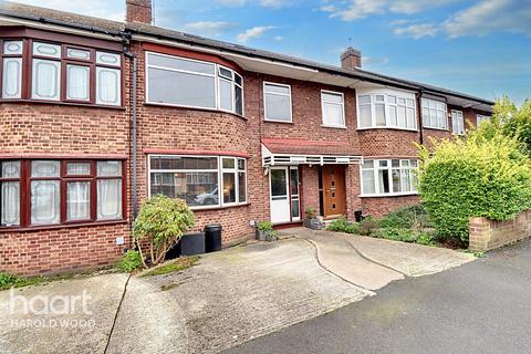 Elgin Avenue, Harold Wood 4 bed terraced house for sale